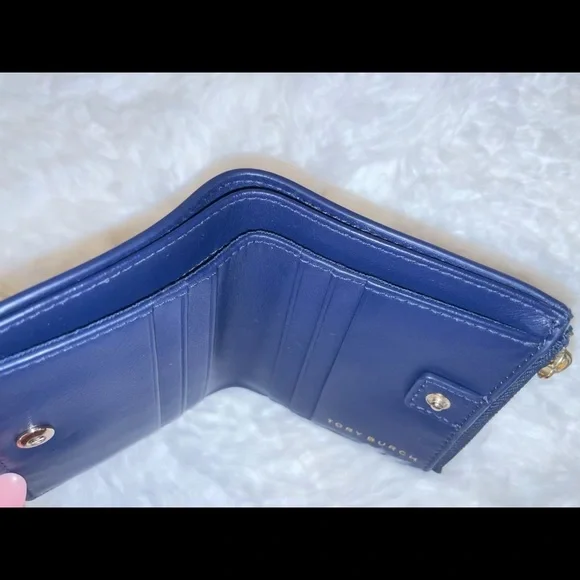 ✨⚓️Tory Burch Nautical Wallet⚓️✨ - Picture 5 of 5